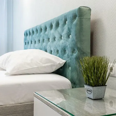 Deluxe On Belorusskay Street 